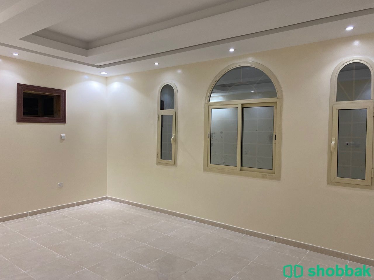 شقة 5 غرف حي الحمدانية خلف كيان Shobbak Saudi Arabia