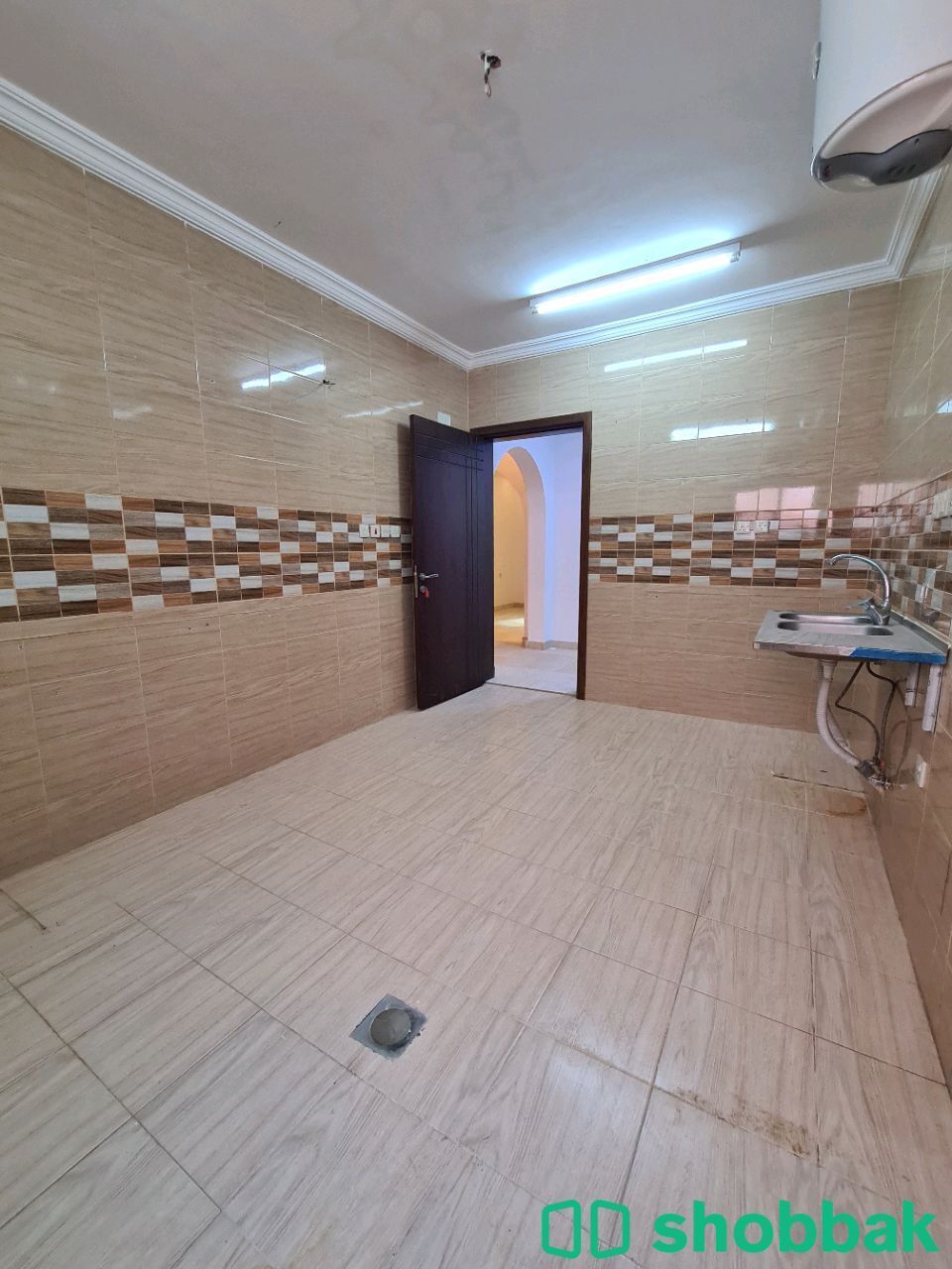  شقة حي باقدو شظا المدينة المنورة٣ غرف و٣ حمامات صالة ومطبخ شباك السعودية