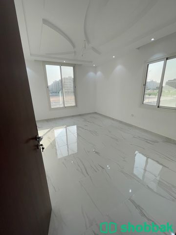 شقةديلوكس مكونة من 5 غرف وصالة بحي الصواري Shobbak Saudi Arabia