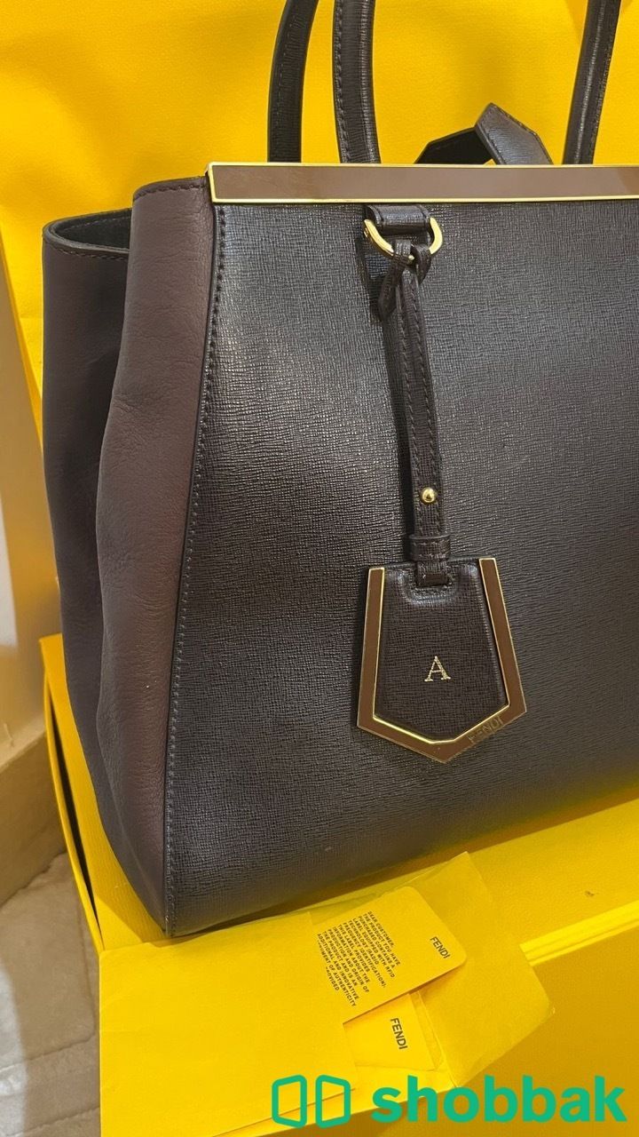 شنطة Fendi Dark Brown شباك السعودية