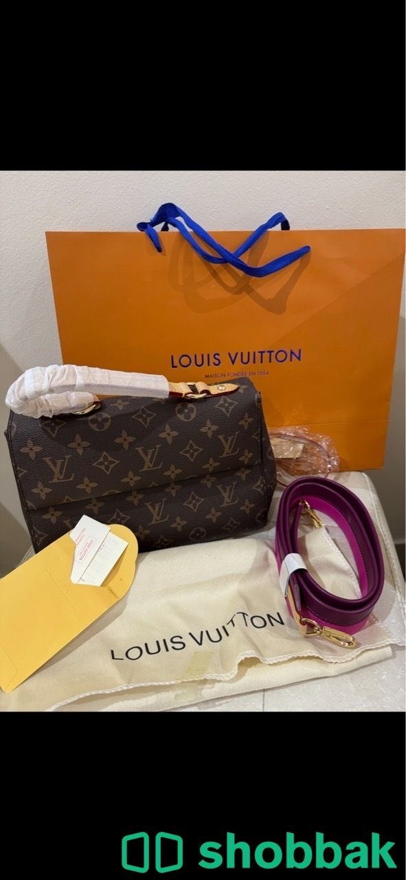 شنطة درجه أولى  Shobbak Saudi Arabia