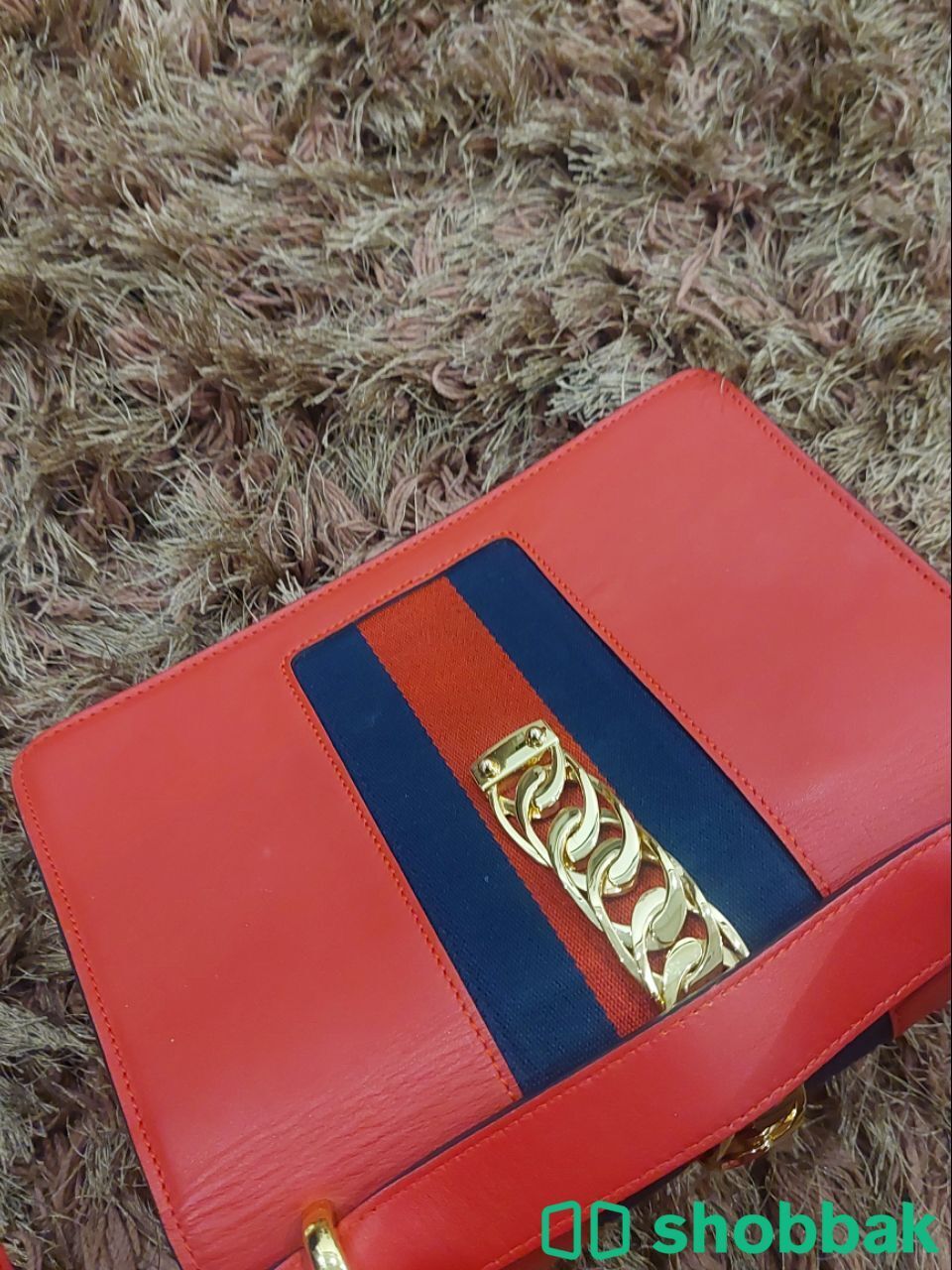 شنطه GUCCI وLV شباك السعودية