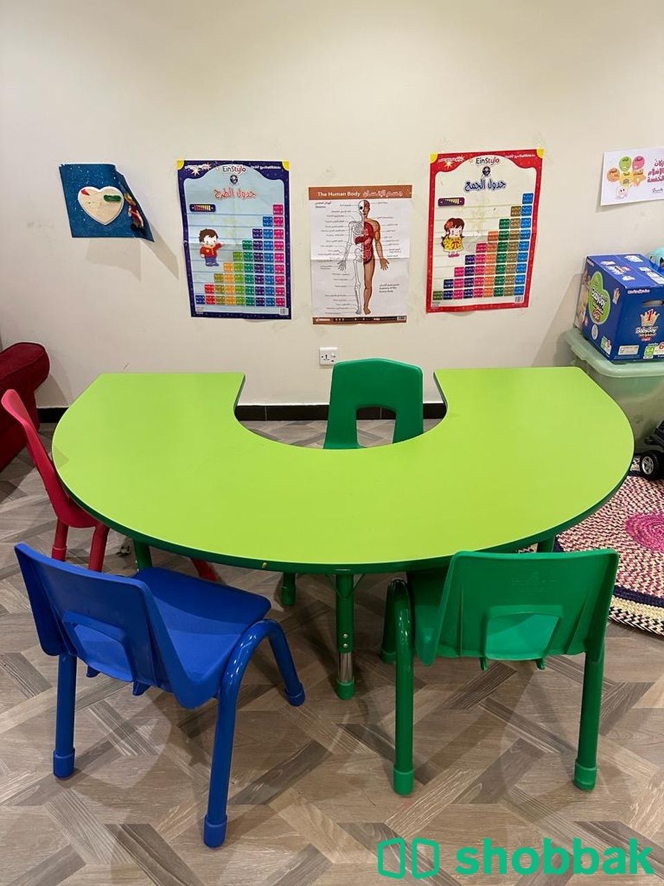 طاولة اطفال روضة مع 6 كراسي شباك السعودية