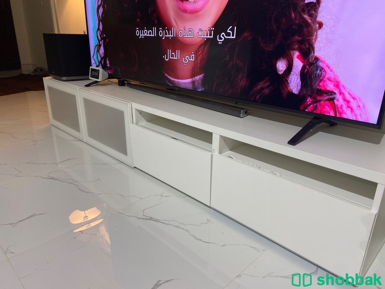 طاولة تلفزيون او ديكور بالجبيل Shobbak Saudi Arabia