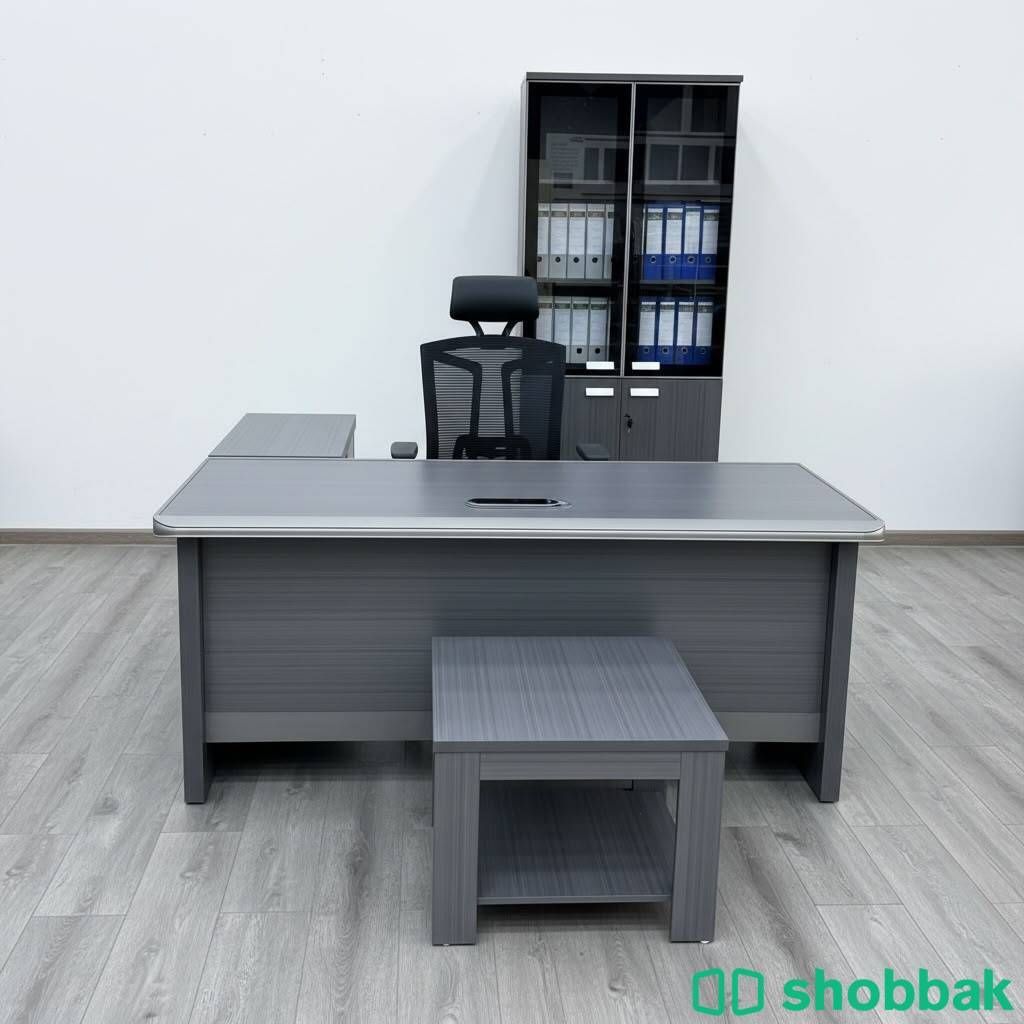 طاولة مكتب مع دولاب  متوفر شباك السعودية