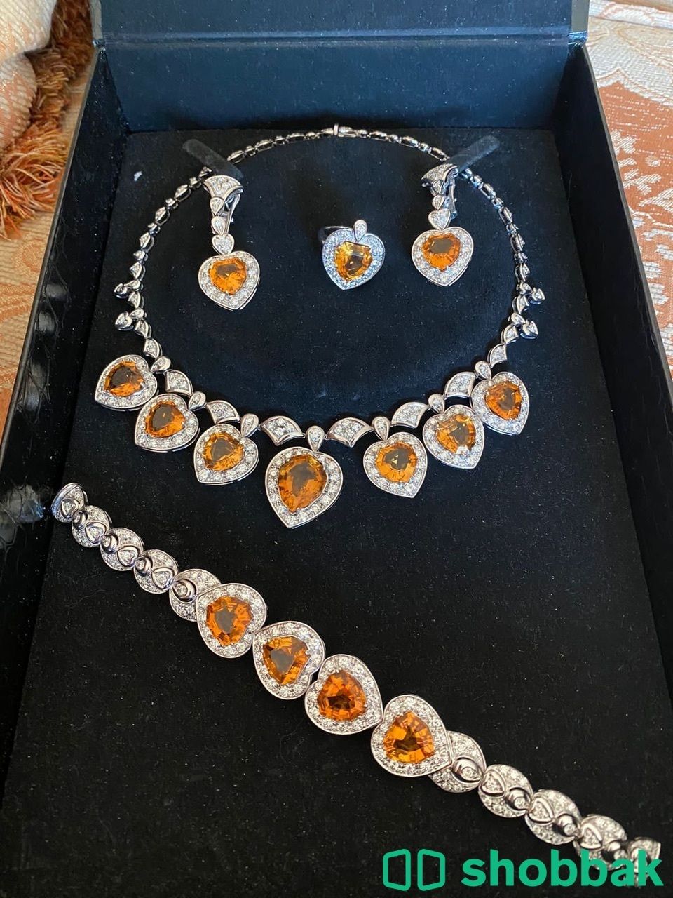 طقم الماس من مجوهرات جيهان شباك السعودية