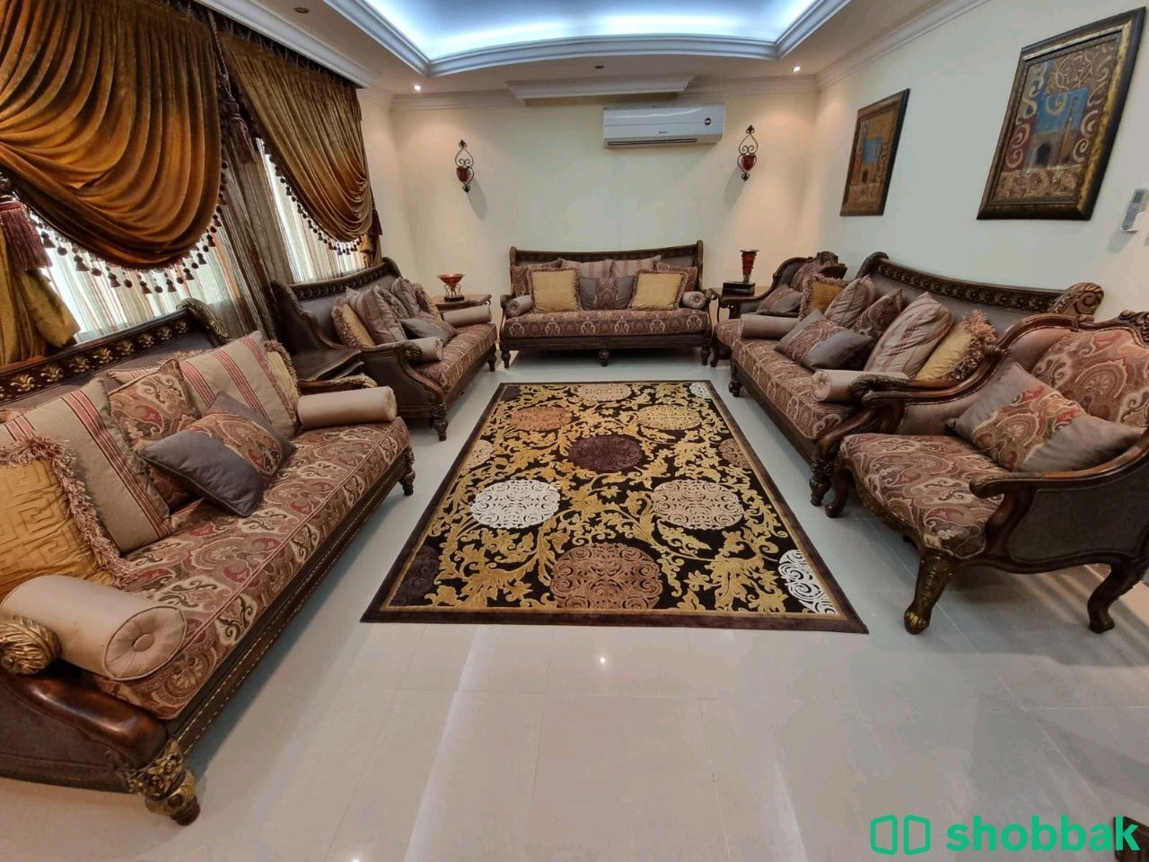طقم كنب كلاسيك من الصبان مع ملحقاته شباك السعودية