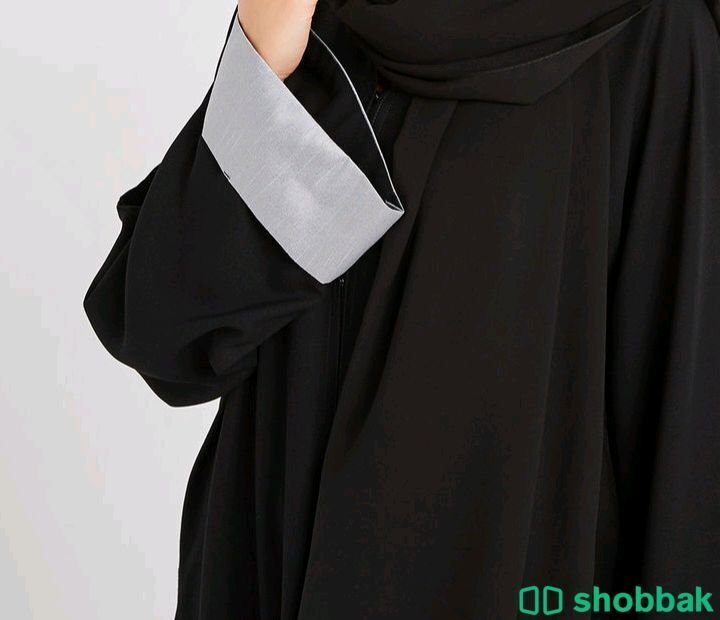 عباية مزينة بنقشة مربعات ب(٢٥٠ريال) Shobbak Saudi Arabia
