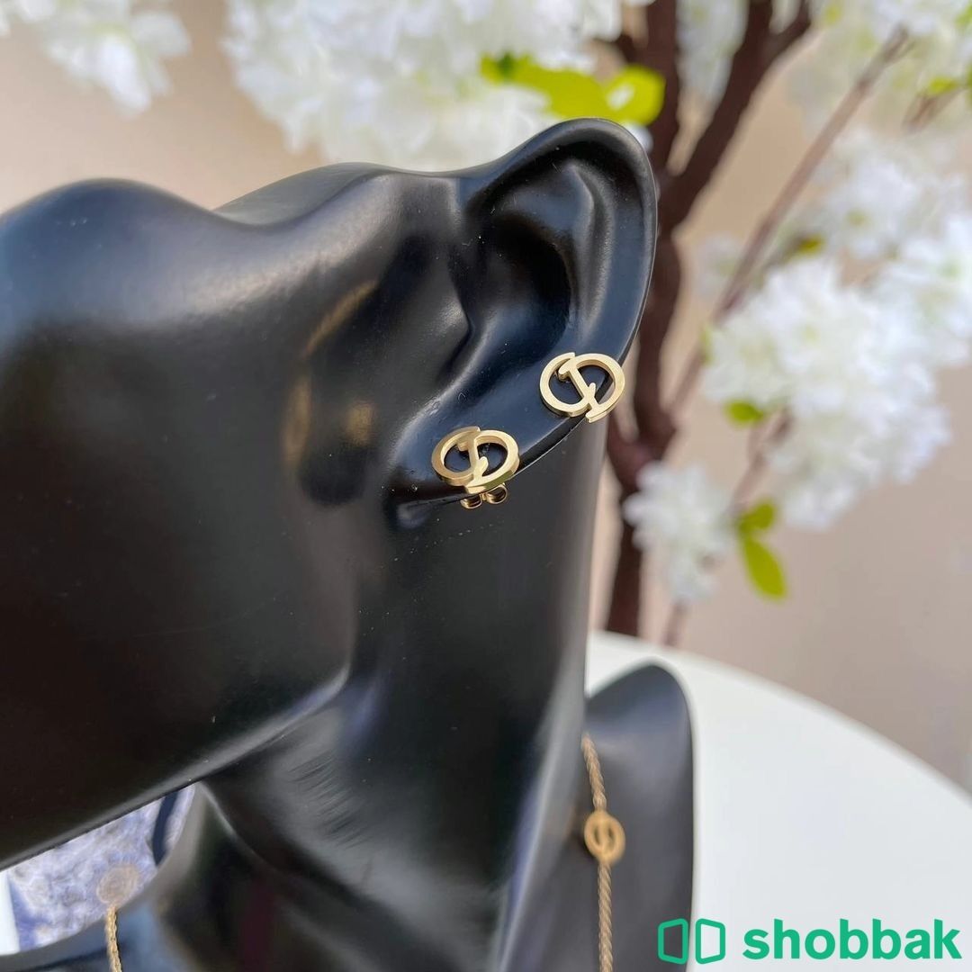 عرض اليوم الوطني اكسسوارات ماركات درجة اولي  Shobbak Saudi Arabia