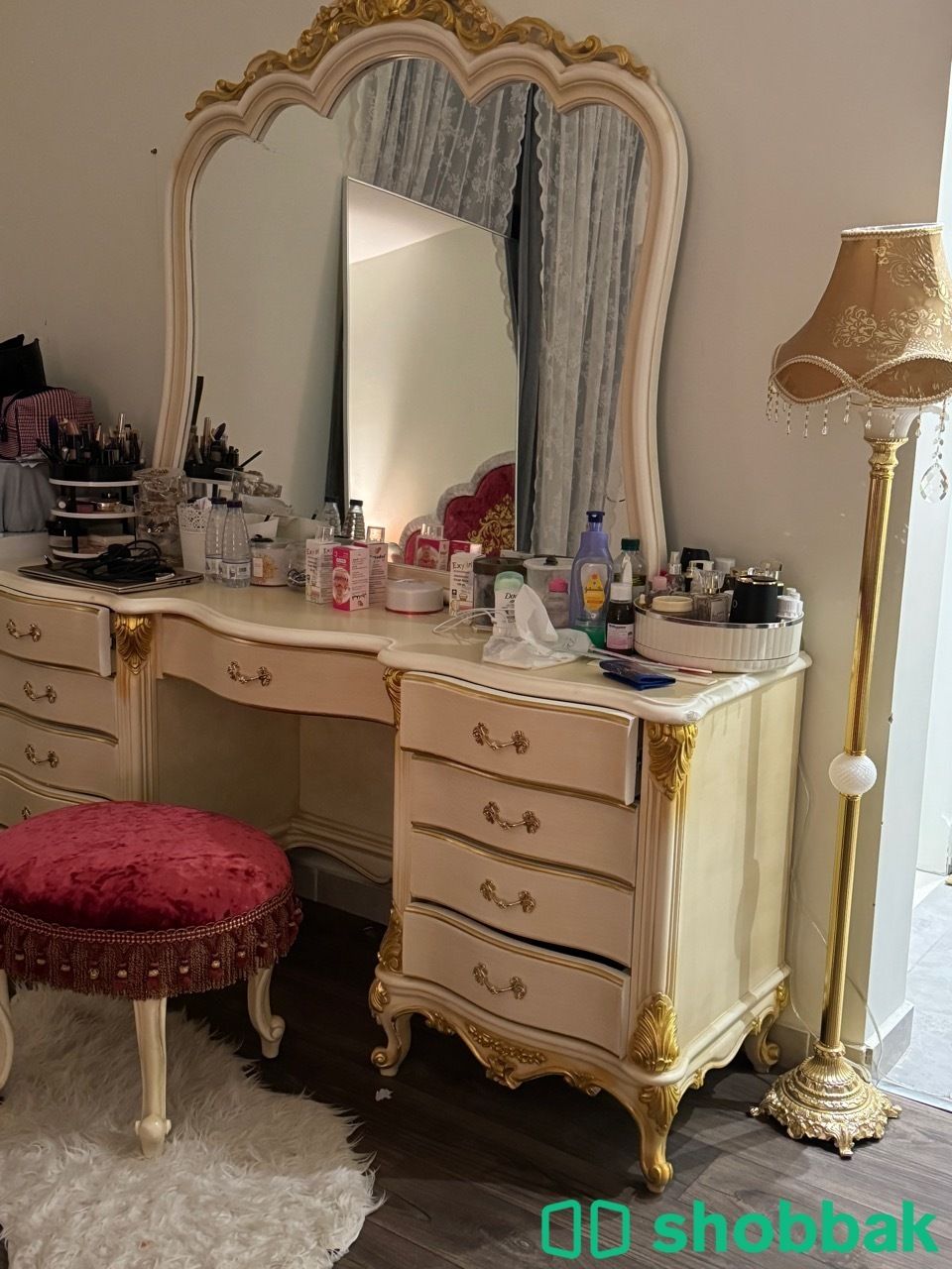 غرفة نوم استخدام نظيف للبيع  Shobbak Saudi Arabia