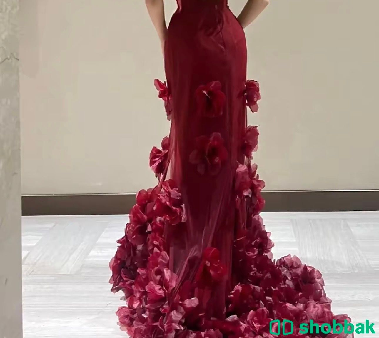 فستان Shobbak Saudi Arabia
