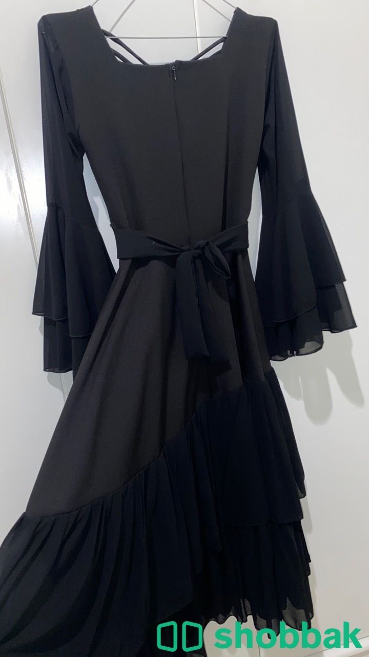 فستان اسود للبيع ٢٠٠ مقاس S شباك السعودية