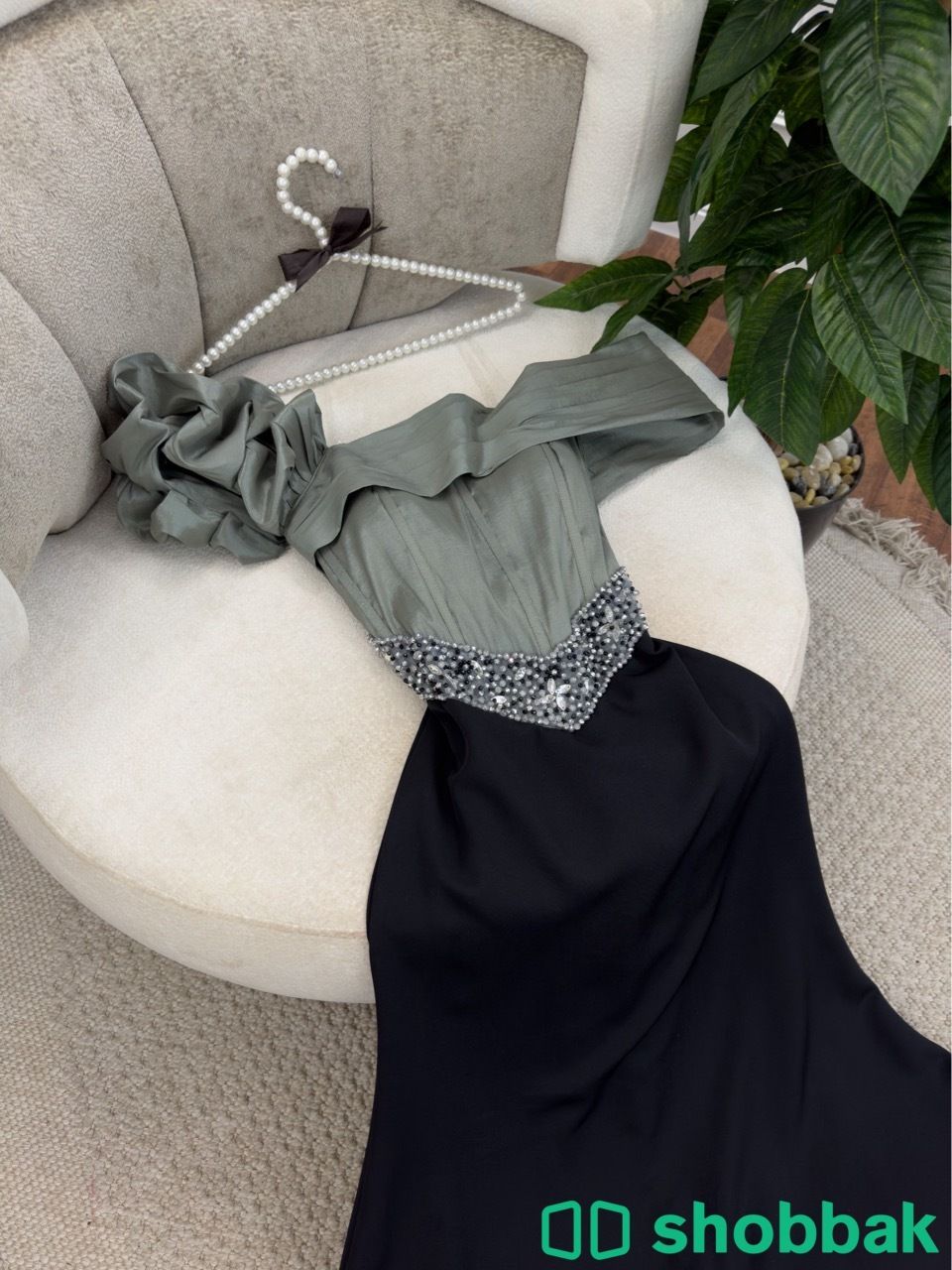 فستان باربي مع صدر شانطون وتطريز يدوي  شباك السعودية