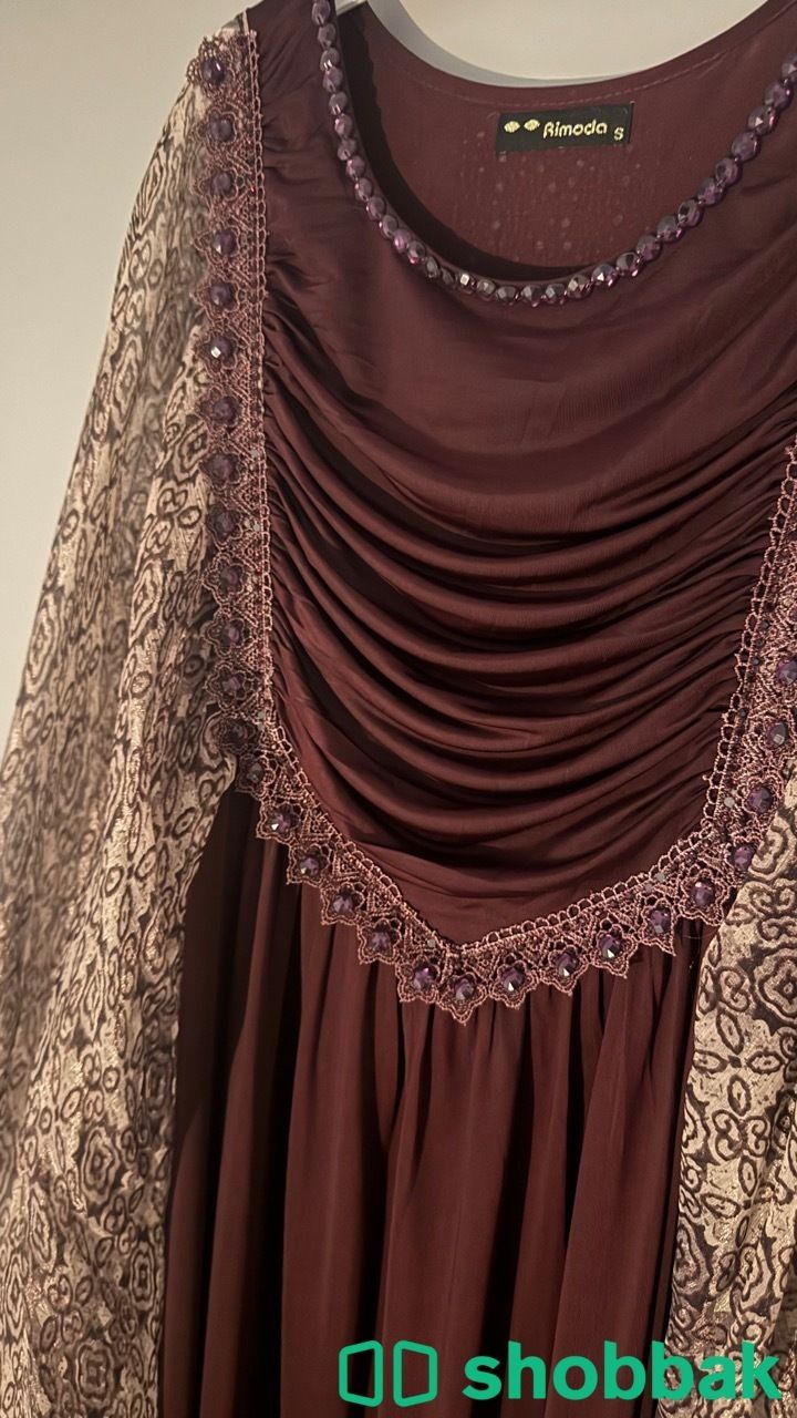فستان بلون عنابي  Shobbak Saudi Arabia