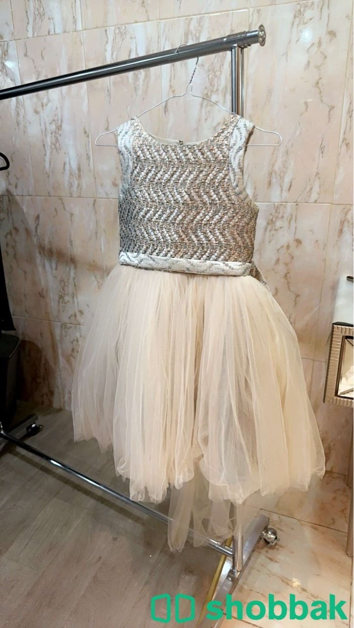 فستان بناتي للبيع مستعمل استعمال مره وحده  Shobbak Saudi Arabia