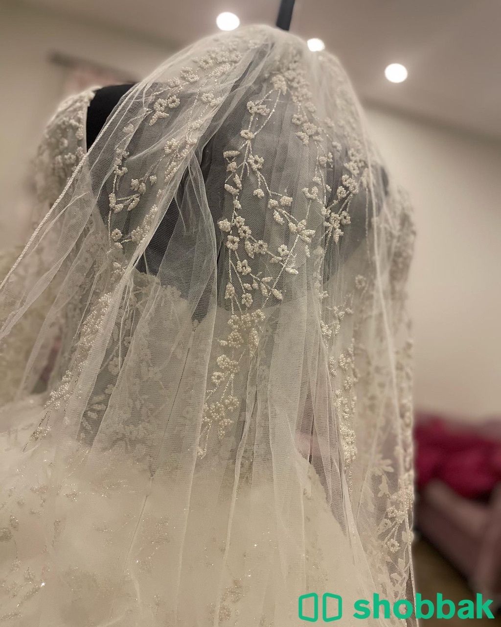 فستان زفاف إيجار  القصيم فقط شباك السعودية