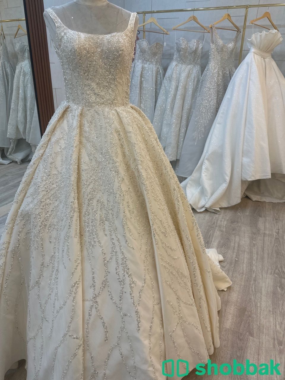 فستان زواج للبيع أو الإيجار شباك السعودية
