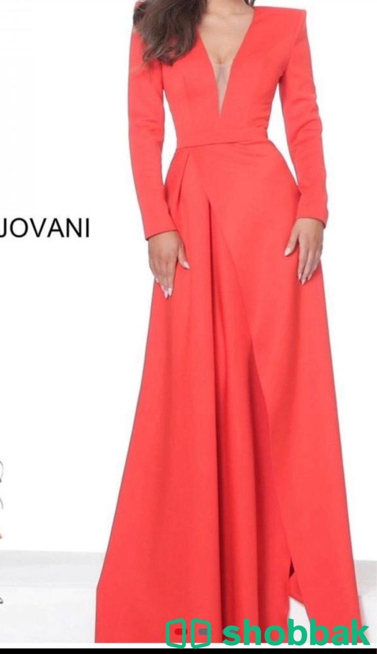 فستان سهرة من ما كة جوڤاني الامريكية Shobbak Saudi Arabia