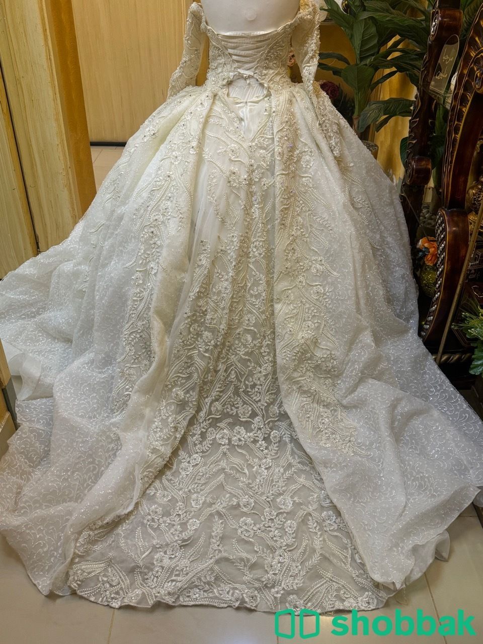 فستان عروس فخم بنفشة سندريلا كبيره "تألقي كالاميره" شباك السعودية