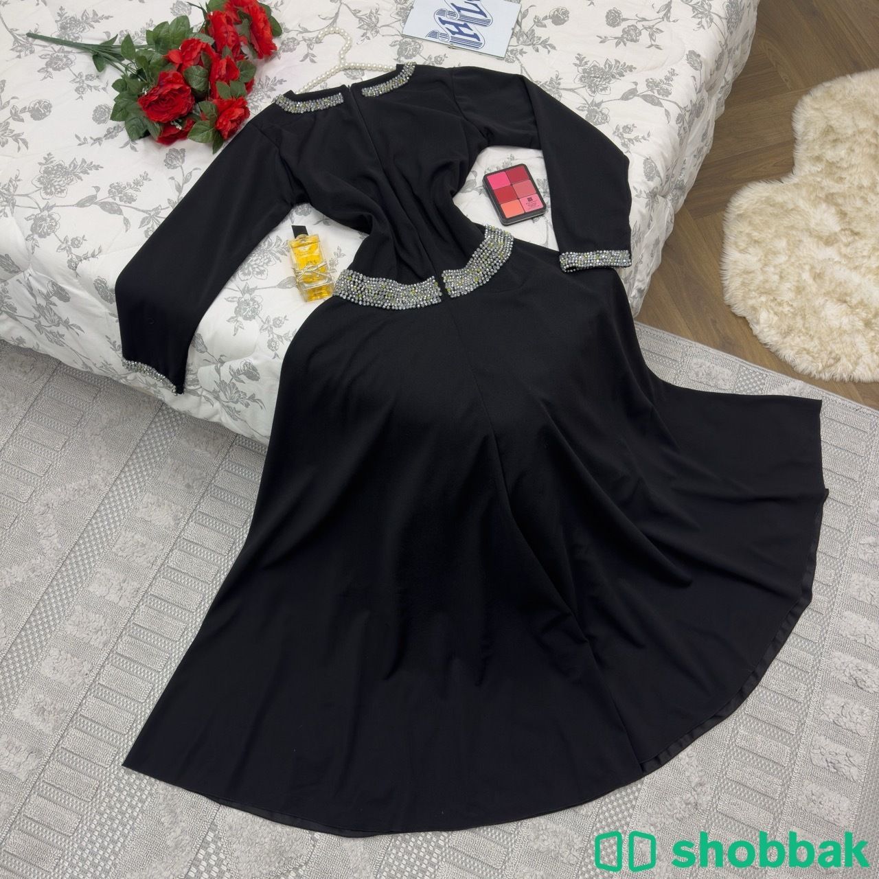 فستان كريب ليكرا فخم  Shobbak Saudi Arabia