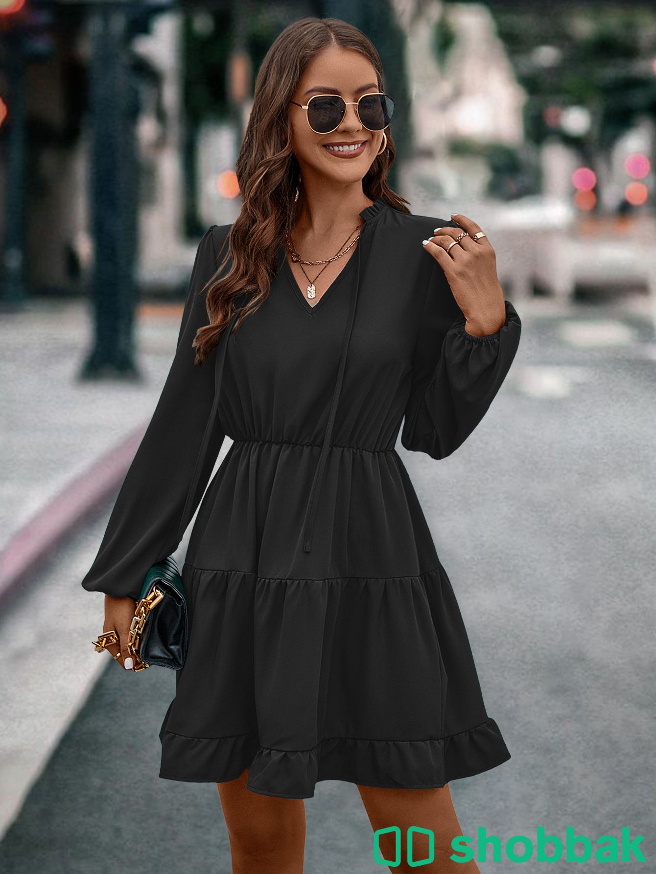 فستان متأرجح كاجوال بياقة V وأكمام طويلة لون اسود ملكي قصير فوق الركبة مناسب للبس اليومي شباك السعودية