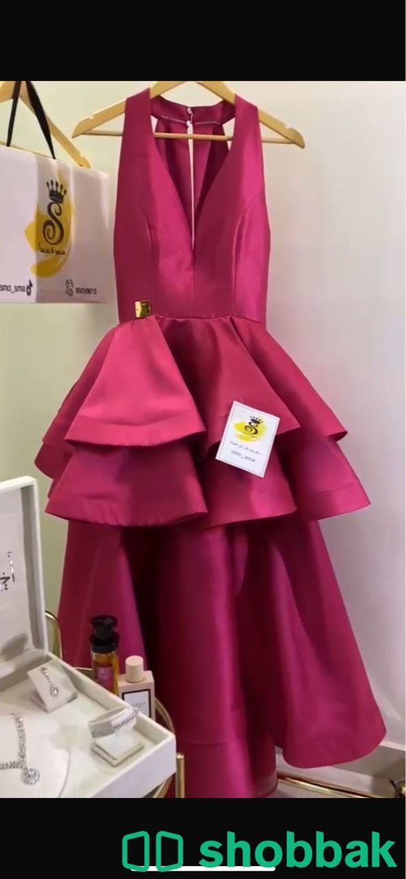 فستان مستعمل للبيع Shobbak Saudi Arabia