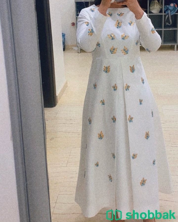 فستان مصممة كويتية شباك السعودية