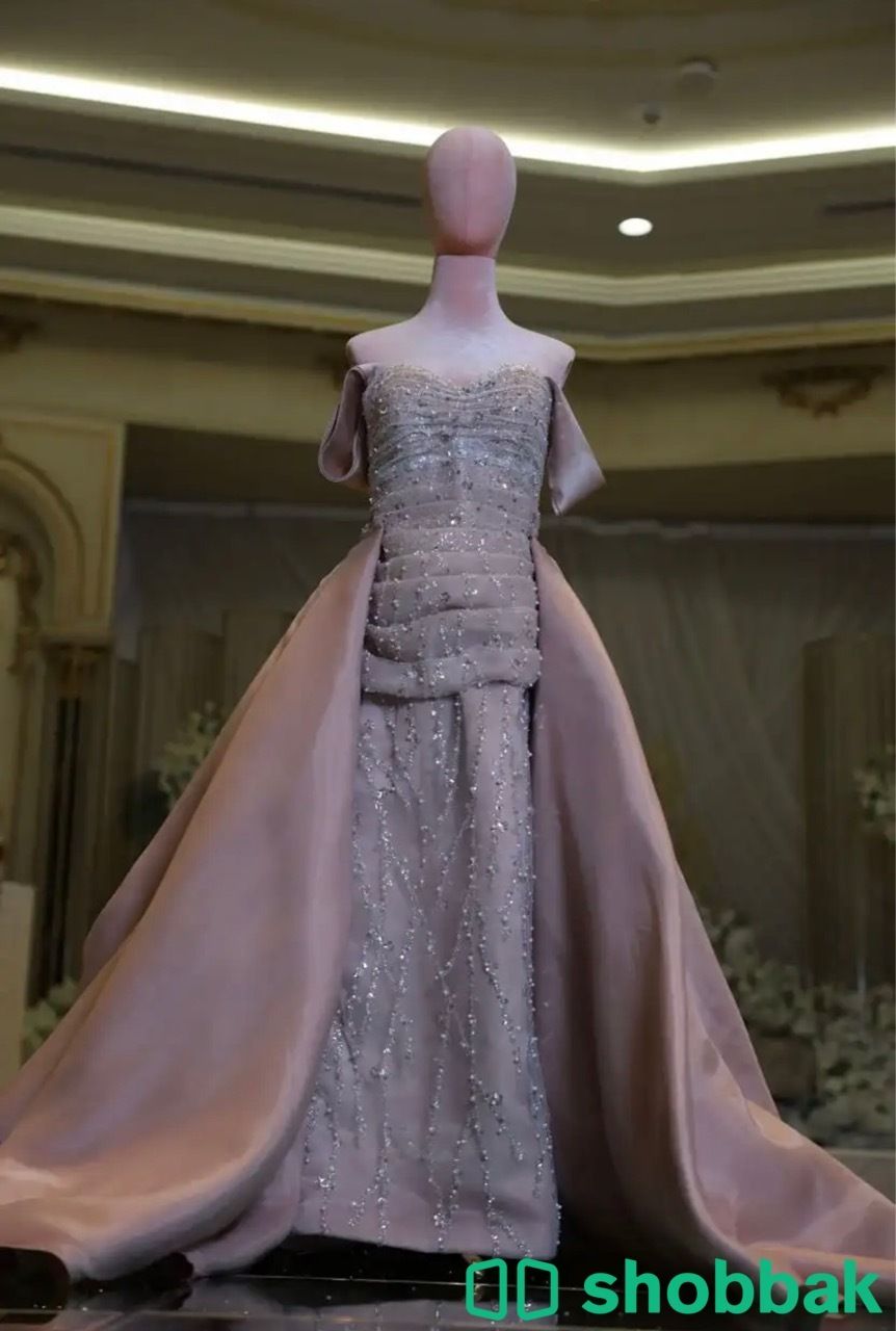 فستان ملكة للبيع مع المسكه  شباك السعودية