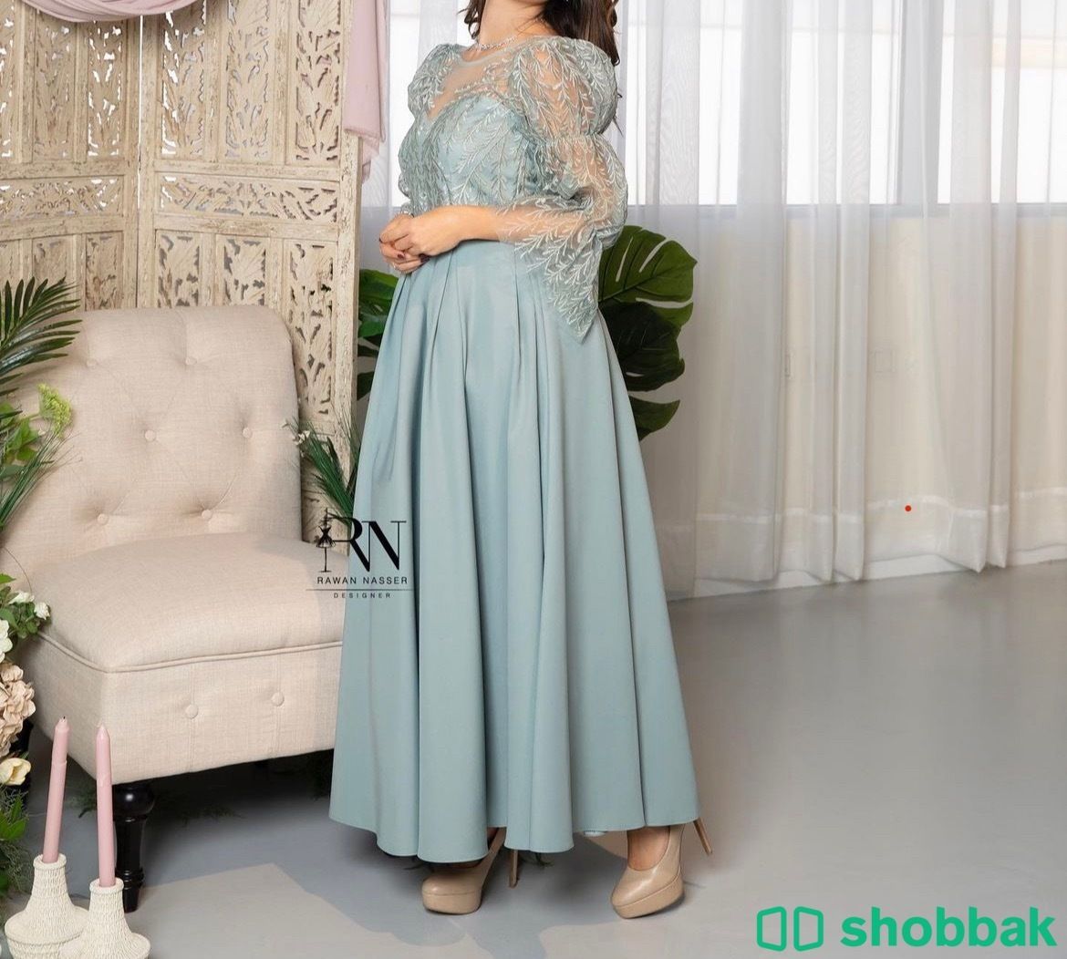 فستان من المصممة روان الناصر 🌟 مقاس ميديم، مقاس M، الخرج Shobbak Saudi Arabia