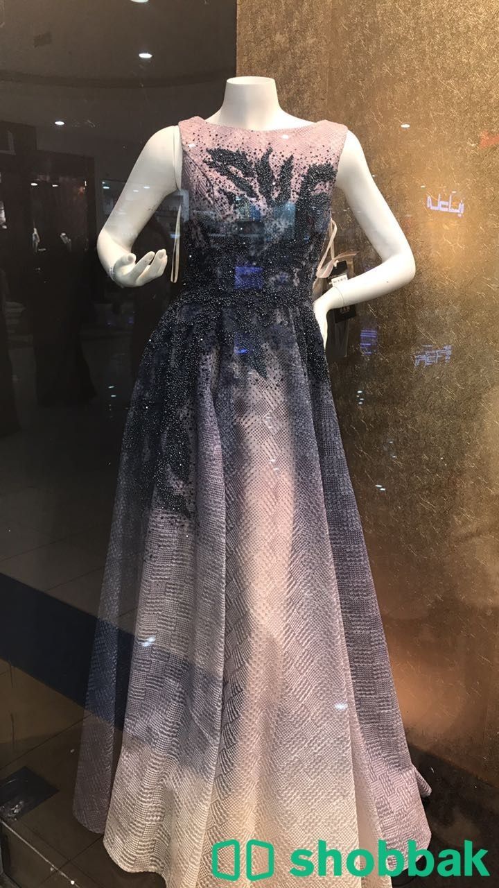 فستان من دام  سعر الشراء: بـ ١٥٠٠ سعر البيع بـ ٨٠٠ شباك السعودية