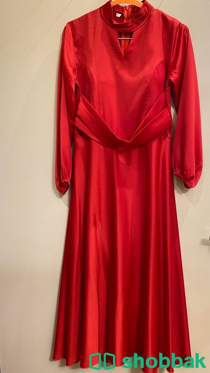فستان مناسبات حرير احمر  شباك السعودية