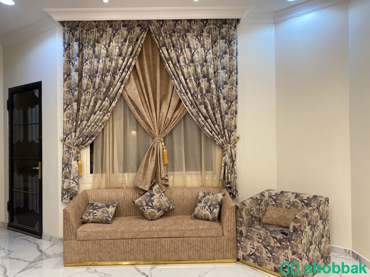 كنب ١٠اشخاص +ستارة  شباك السعودية