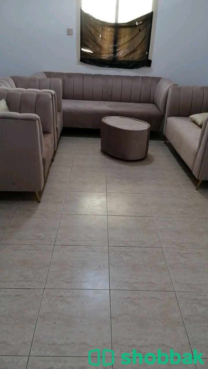 كنب شبه جديد Shobbak Bahrain