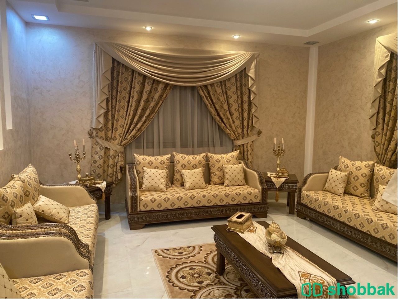 كنب فخم مكلفني 22 الف شباك السعودية