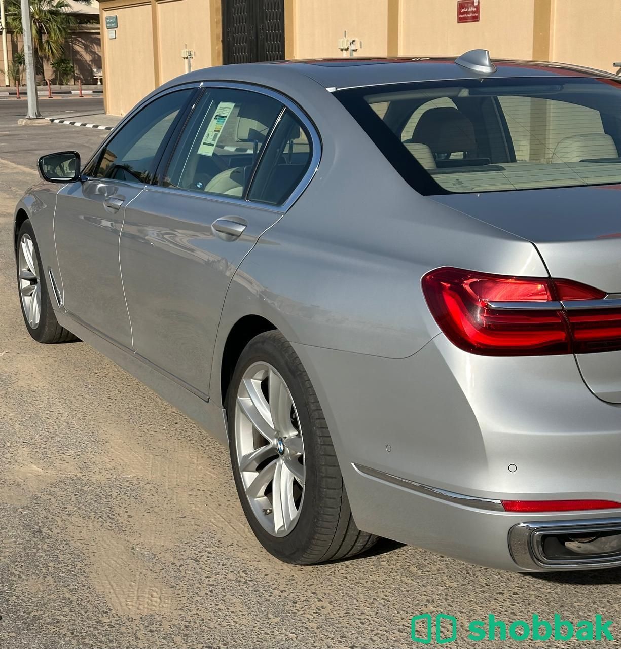 للبيع BMW 740 Li - 2018 نظيف جدا Shobbak Saudi Arabia