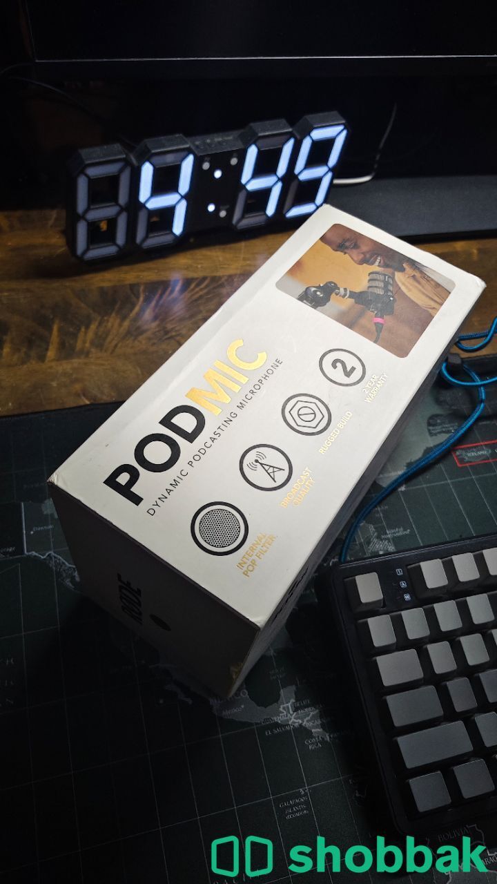 للبيع RØDE PodMic (مع ملحقاته) شباك السعودية