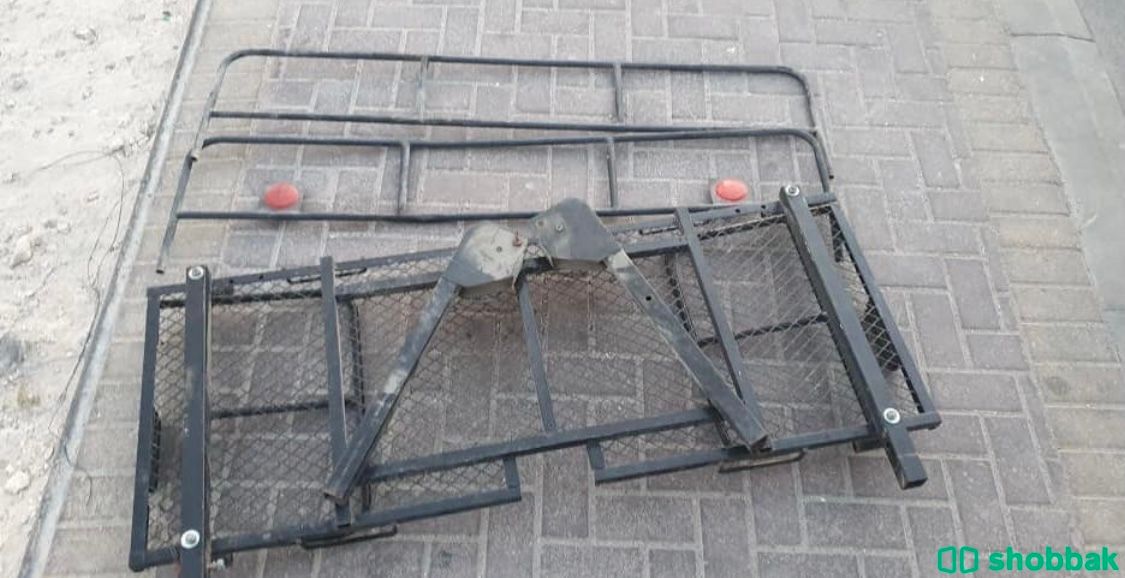 للبيع شنطة سيارة خلفية Shobbak Bahrain