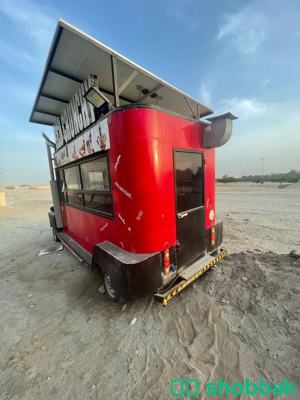 للبيع عربة طعام Food Truck شباك البحرين