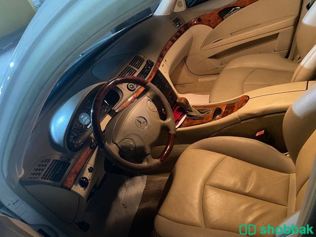 للبيع مرسدس  E280 خليجي  موديل 2006. ماشي  260.  شباك الإمارات العربية المتحدة