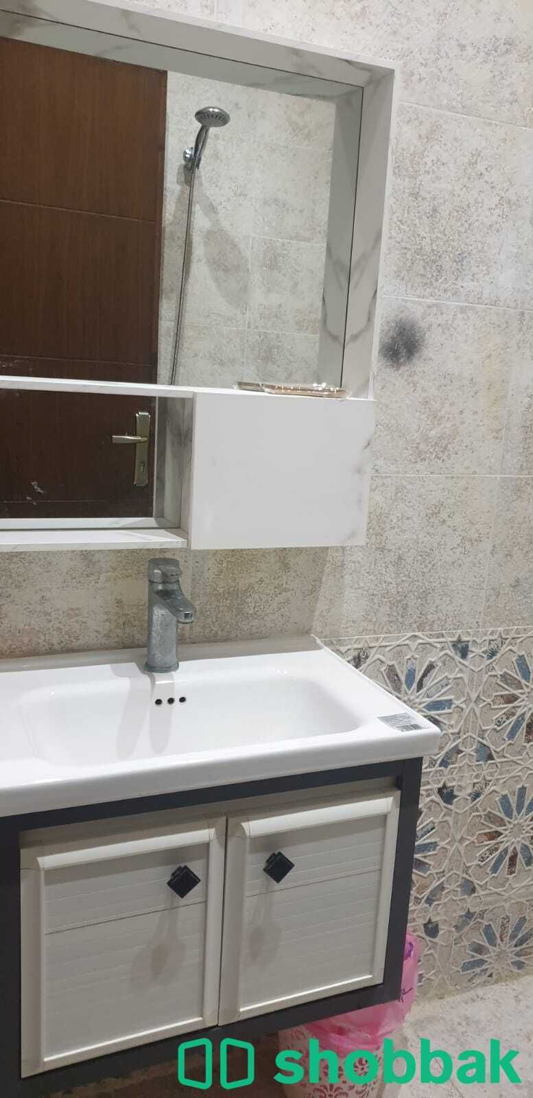 للمتميزين غرفة مفرده مفروشه للايجار بجده مع حمام خاص. شباك السعودية