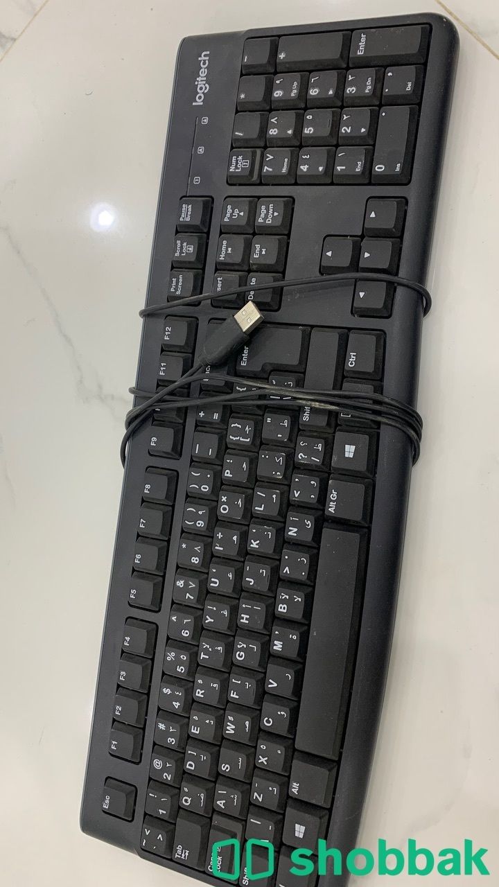 لوحة مفاتيح بحاله ممتازه للبيع Shobbak Saudi Arabia