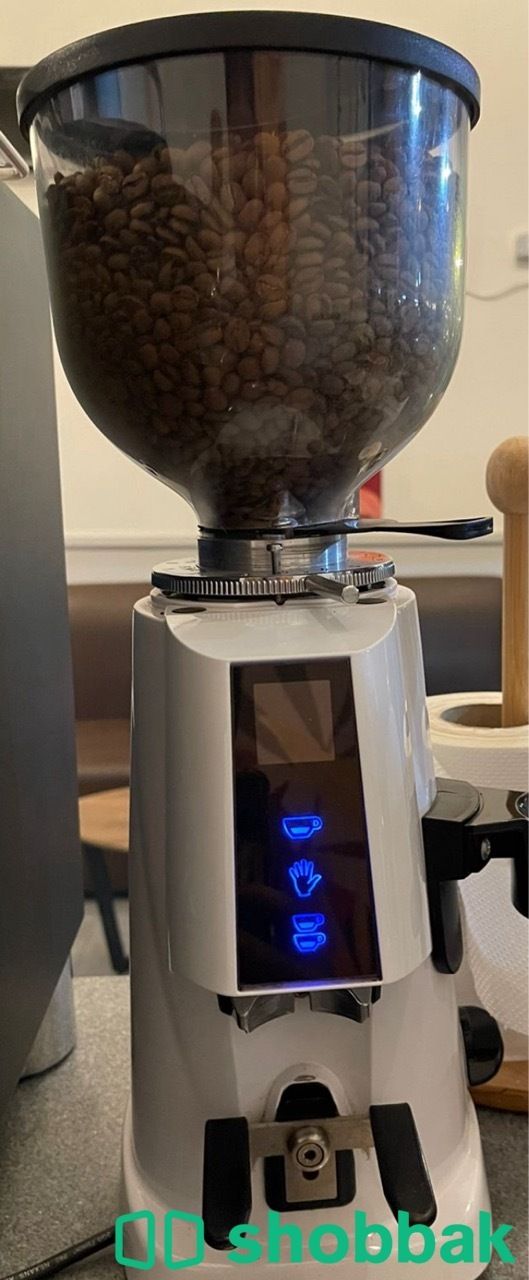 ماكينة قهوة اسبريسو جديدة استخدام اقل من سنة  شباك السعودية