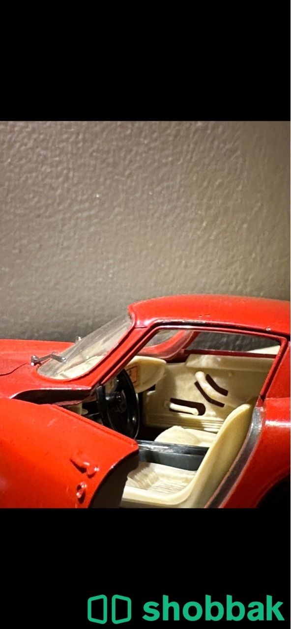 مجسم سيارة فيراري طراز GT330 شباك السعودية