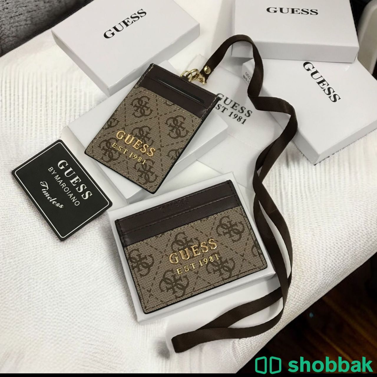 محافظ بطايق ماركات Shobbak Saudi Arabia