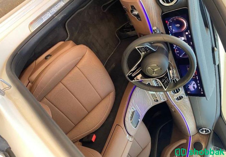 مرسيدس  شباك الإمارات العربية المتحدة