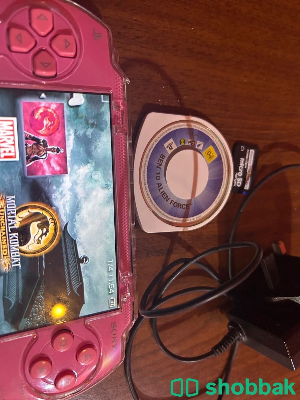 معروض للبيع جهاز Sony PSP باللون الوردي شباك السعودية