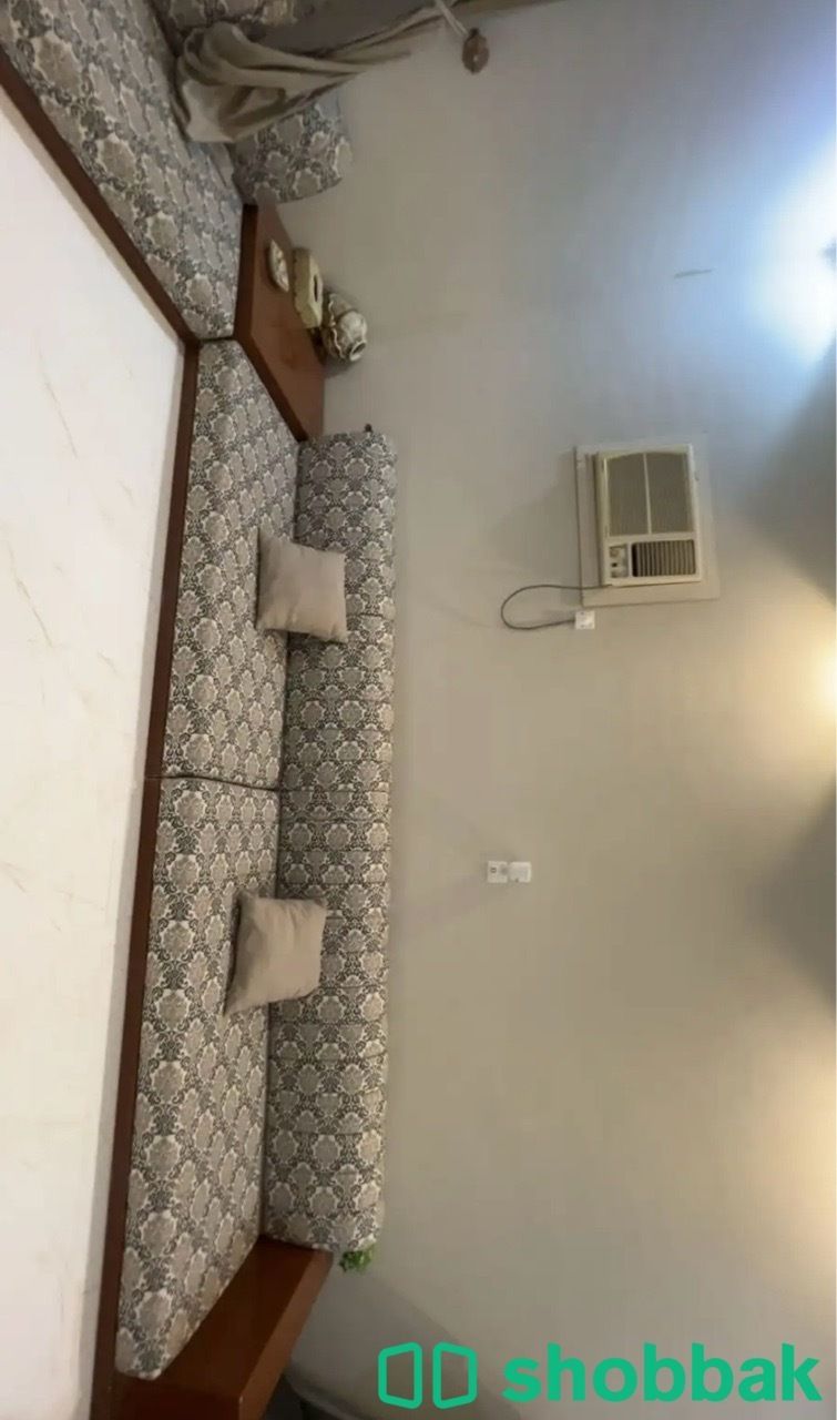 مقلط لونه اخضر وبيج  Shobbak Saudi Arabia