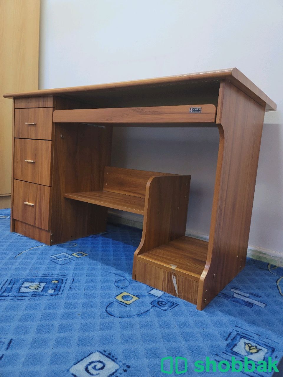 مكتب خشبي  Shobbak Saudi Arabia