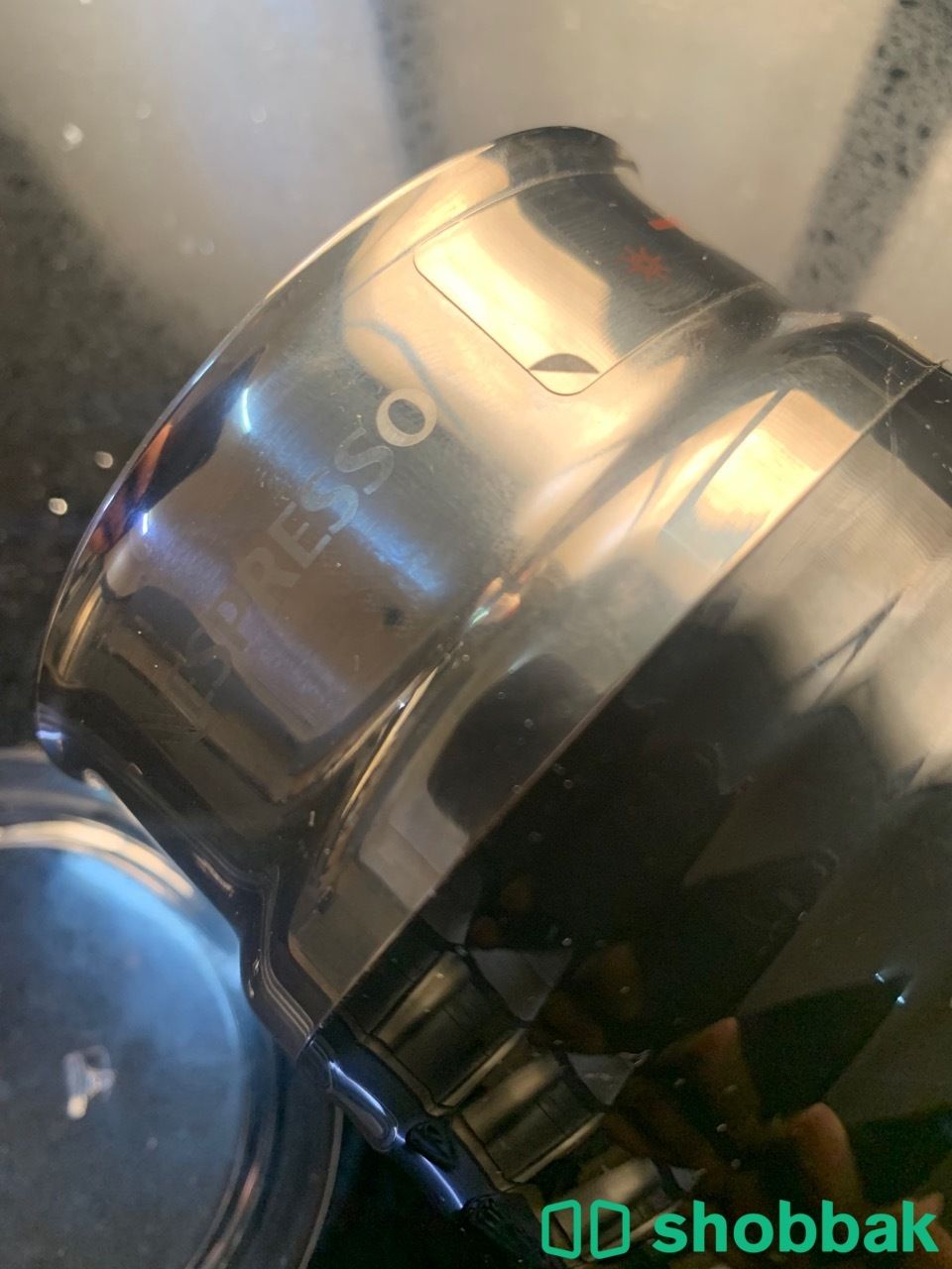 مكينة قهوة نسبريسو  بيكسي تيتان مع جهاز تسخين حليب  Shobbak Saudi Arabia
