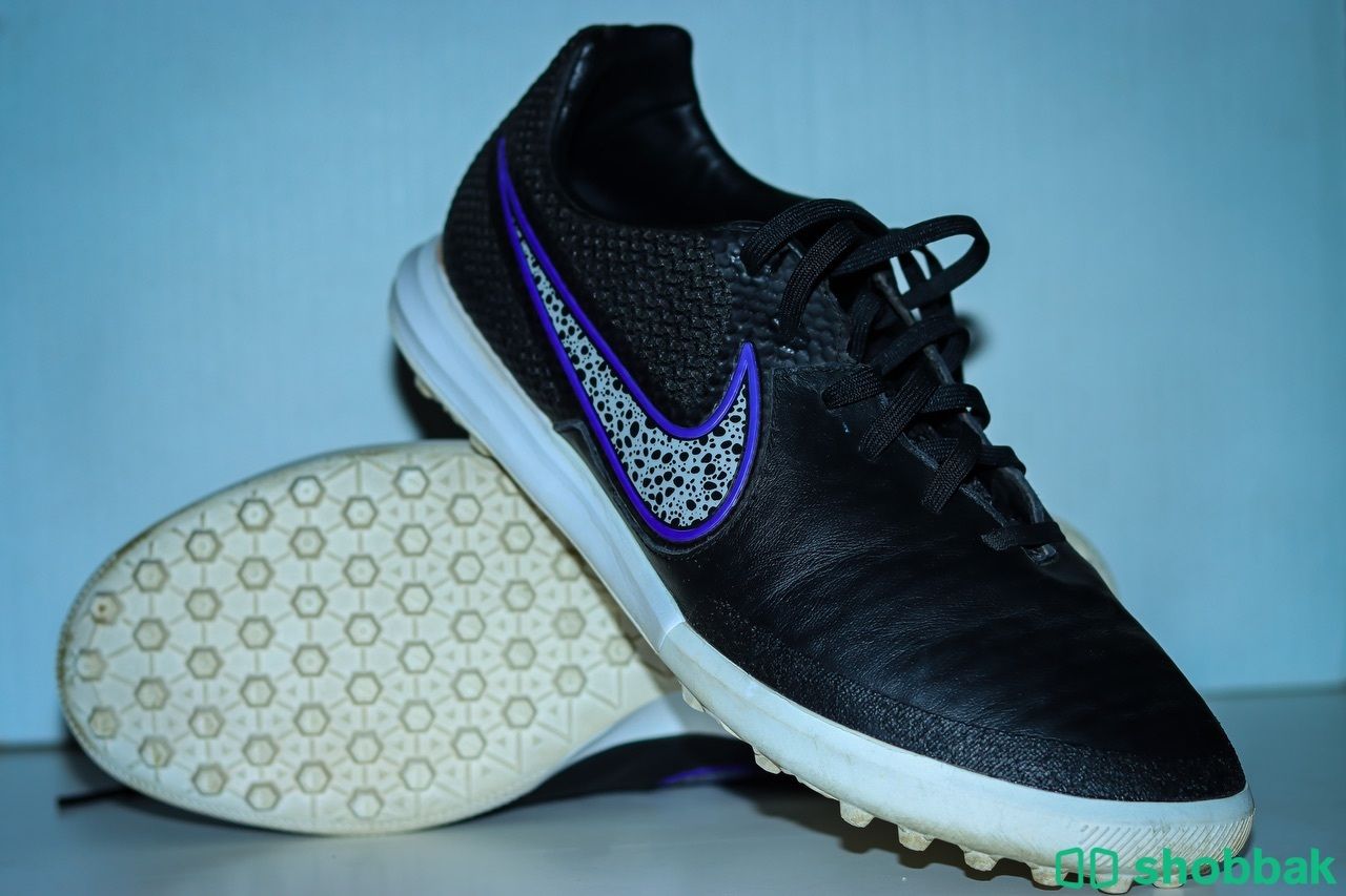 نايكي ماجيستا للملاعب العشيية / Nike MagistaX Finale TF Black/Wolf Grey/Purple Shobbak Saudi Arabia